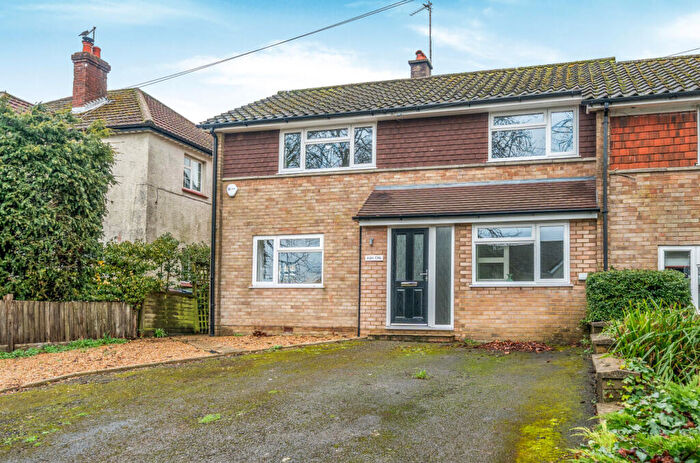 3 Bedroom End Of Terrace House For Sale In New Farm Road, Alresford, Hampshire, SO24