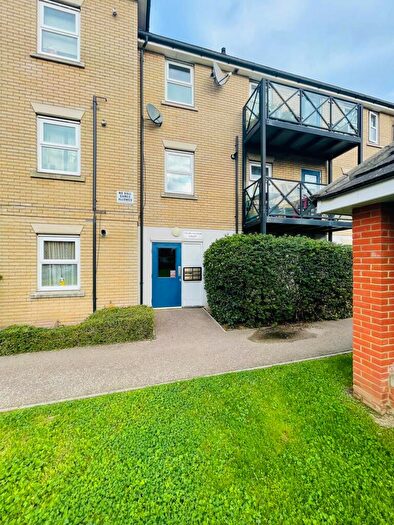 2 Bedroom Flat To Rent In Norwich Crescent, Chadwell Heath, RM6