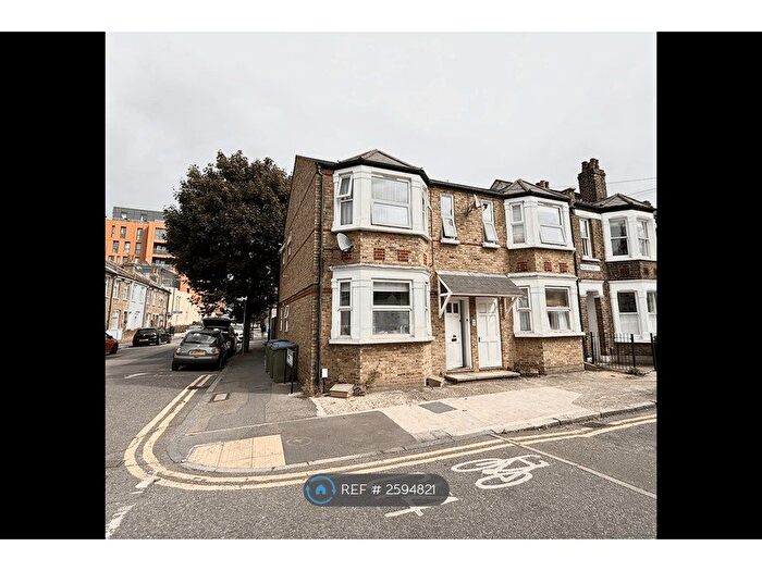 1 Bedroom Flat To Rent In Azof Street, Greenwich, London, SE10