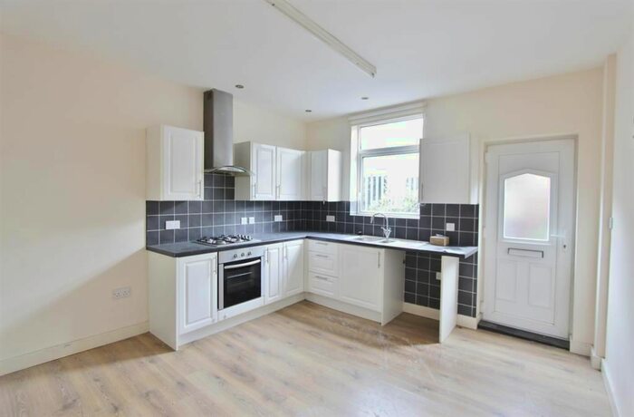 3 Bedroom Terraced House To Rent In Robinson Road, Sheffield, S2