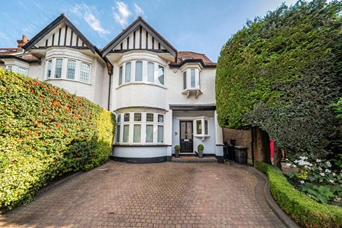6 Bedroom Semi-Detached House For Sale In Holmwood Gardens, London, N3