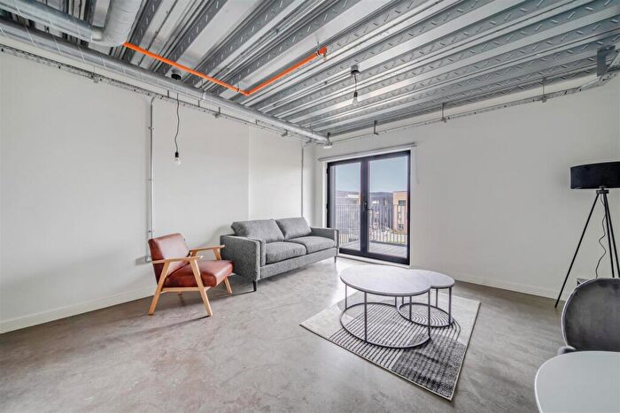 1 Bedroom Apartment To Rent In District Lofts, Climate Innovation District, LS9