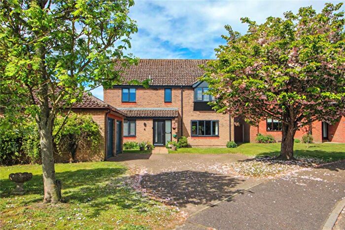 4 Bedroom Detached House For Sale In Brooks Meadow, Poringland, Norwich, Norfolk, NR14
