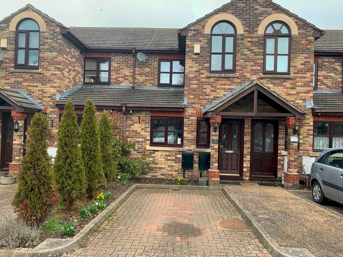 3 Bedroom Terraced House To Rent In Bishops Mews, Commercial Road, Tonbridge, TN9