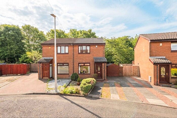 2 Bedroom Semi-detached House For Sale In Joseph Scott Gardens, Broxburn, EH52