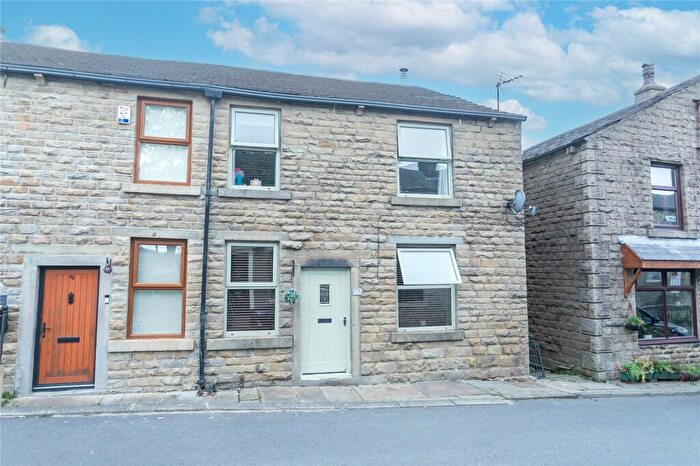 3 Bedroom Semi-Detached House For Sale In Tong Lane, Whitworth, Rochdale, Lancashire, OL12