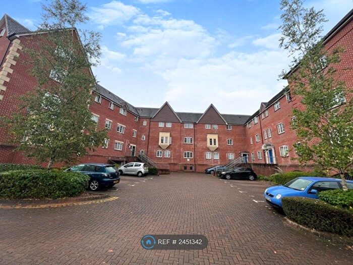 2 Bedroom Flat To Rent In Crane House, Verwood, BH31