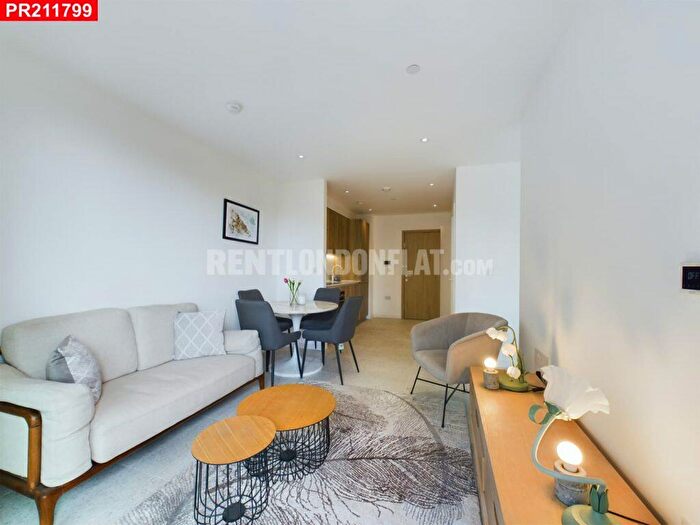 1 Bedroom Flat To Rent In Sidney Street, Whitechapel, – Studio Flat, E1