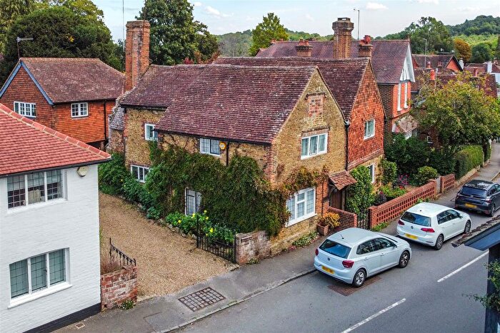 5 Bedroom Property For Sale In The Street, Wonersh, Guildford, GU5
