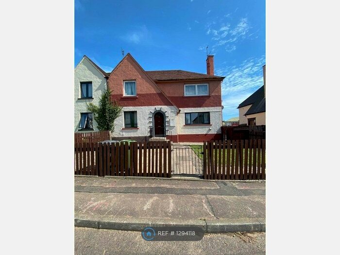 3 Bedroom Flat To Rent In Priory Crescent, Arbroath DD11