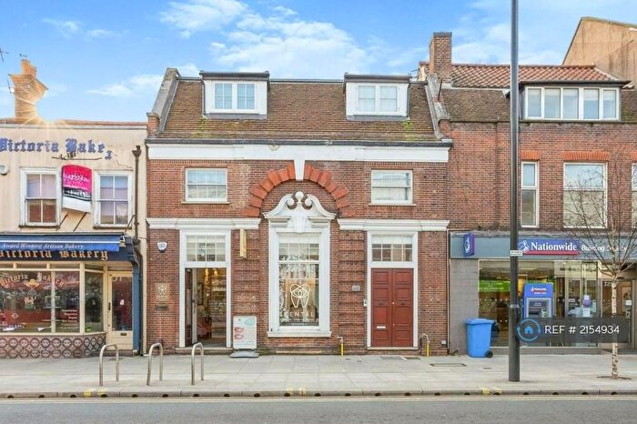 1 Bedroom Flat To Rent In High Barnet, Barnet, EN5