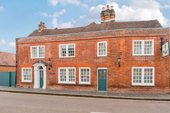 4 Bedroom Detached House To Rent In Fishpool Street St. Albans, AL3