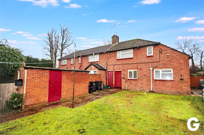 2 Bedroom Semi Detached House For Sale In Glenives Close, St. Ives, Ringwood, Hampshire, BH24