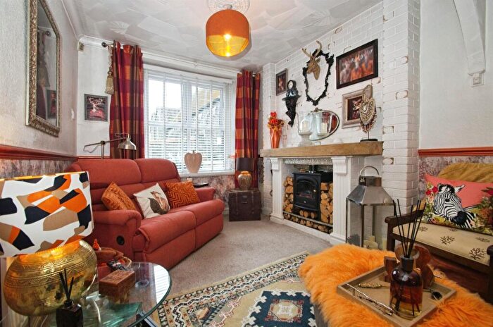 2 Bedroom Terraced House For Sale In Belmont Terrace, Porth, CF39