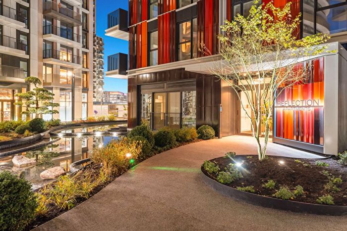 2 Bedroom Flat To Rent In Reflection Apartments, White City Living, W12