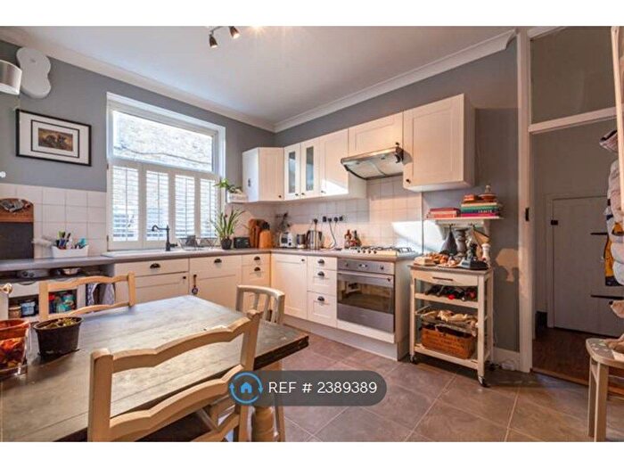 2 Bedroom Maisonette To Rent In Lyham Road, London, SW2