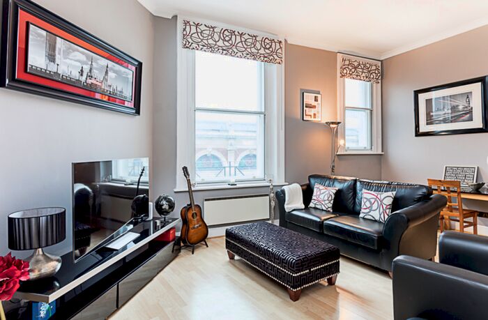 1 Bedroom House To Rent In W Smithfield, London, London, EC1A