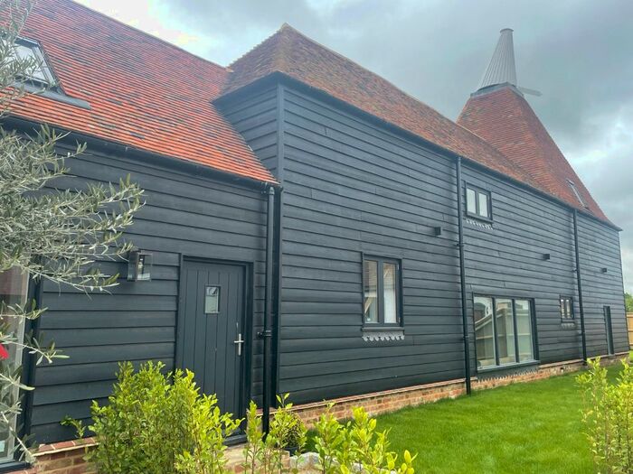 4 Bedroom Detached House For Sale In Herne Bay Road, Sturry, Canterbury, Kent, CT3