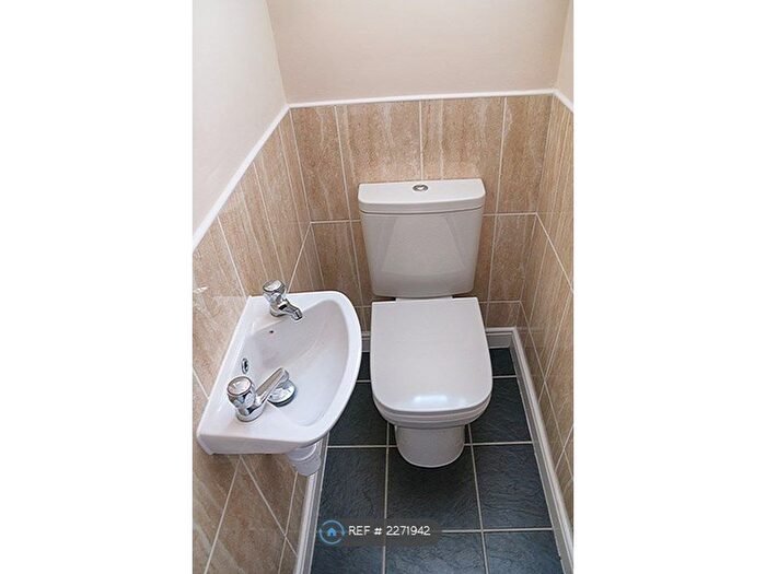 4 Bedroom Terraced House To Rent In Welby Street, Manchester, M13