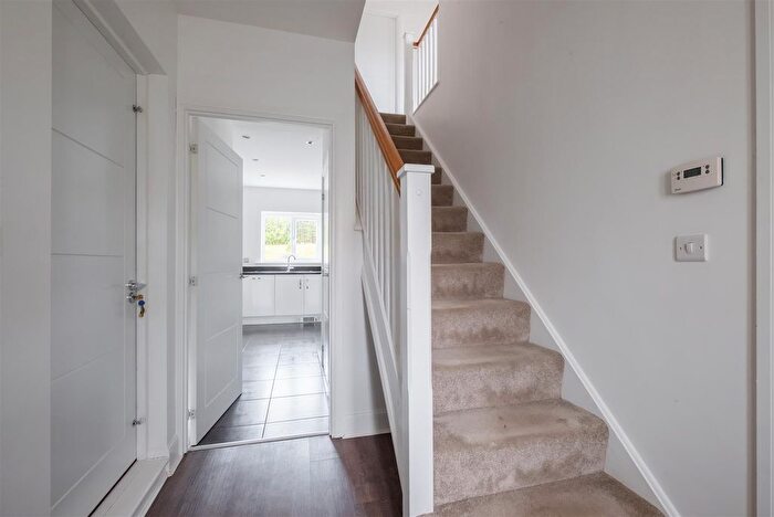 4 Bedroom Detached House For Sale In Warton Avenue, Lindley, HD3