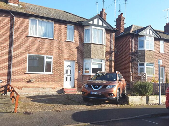 3 Bedroom Maisonette To Rent In Prykes Drive, City Centre, Chelmsford, Essex, CM1