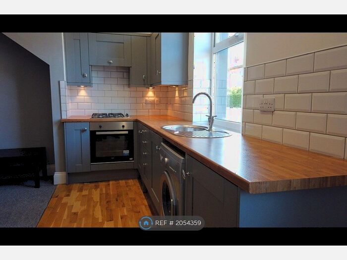 2 Bedroom Terraced House To Rent In Denton Terrace, Morley, Leeds, LS27