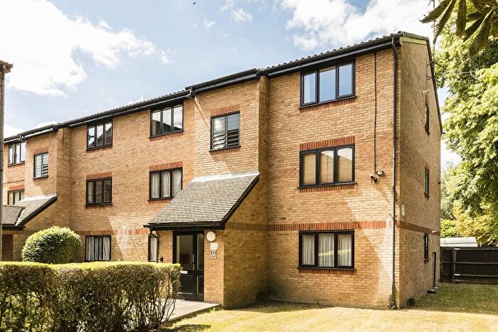 1 Bedroom Flat To Rent In Azalea Close, London, W7