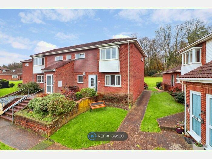 1 Bedroom Flat To Rent In Bedford Square, Longfield DA3