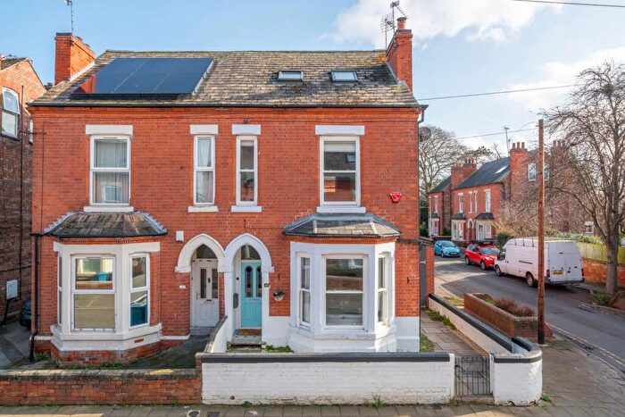 4 Bedroom Semi Detached House For Sale In Stratford Road, West Bridgford, Nottingham, NG2