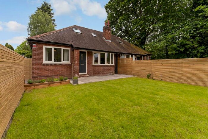 3 Bedroom House To Rent In Lidgett Lane, Roundhay, LS8