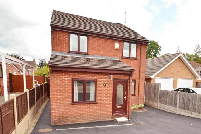 4 Bedroom Detached House To Rent In Broadstone, BH18