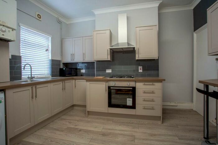 4 Bedroom House Of Multiple Occupation To Rent In Broad Street, Loughborough - Inc Bills, LE11
