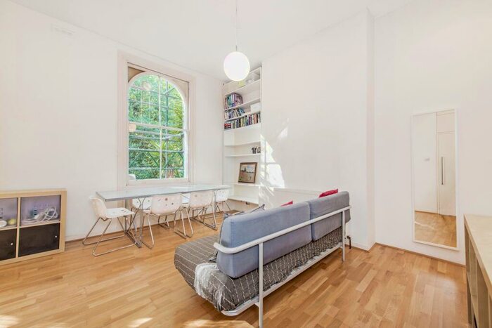 1 Bedroom Apartment To Rent In Highbury New Park, London, N5