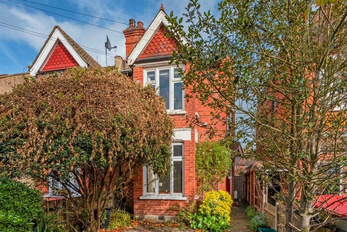 1 Bedroom Maisonette To Rent In Durham Road, London, SW20