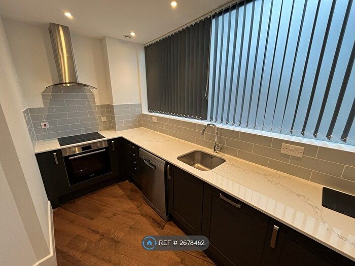 2 Bedroom Flat To Rent In Green Lane, Streatham, SW16