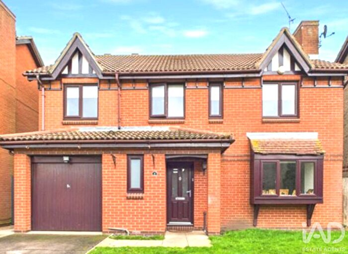 4 Bedroom Detached House For Sale In The Saltings, Benfleet, SS7