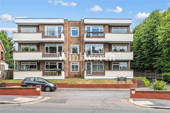 2 Bedroom Apartment To Rent In Aldermans Hill, London, N13