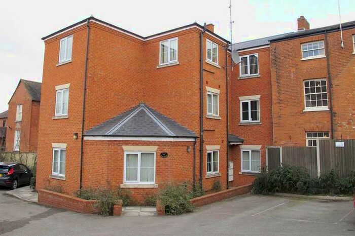 2 Bedroom Apartment To Rent In White Lion House, Commainge Close, Warwick, CV34