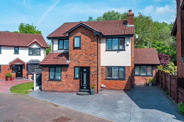 4 Bedroom Property To Rent In Firecrest Close, Worsley, M28