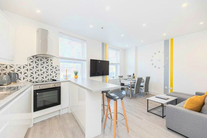 3 Bedroom Maisonette To Rent In St. Michaels Road, Bournemouth, Dorset, BH2