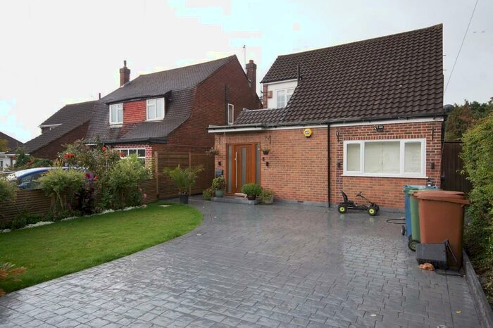 3 Bedroom Detached House To Rent In Norman Crescent, Pinner, HA5