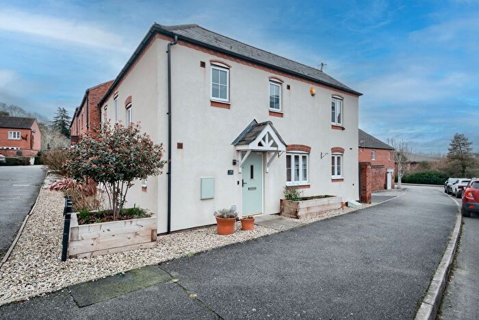 4 Bedroom End Terrace House For Sale In St. Peters Way, Stratford-Upon-Avon, CV37