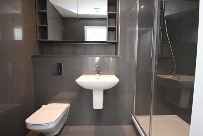 2 Bedroom Apartment To Rent In Owen Street Manchester, M15