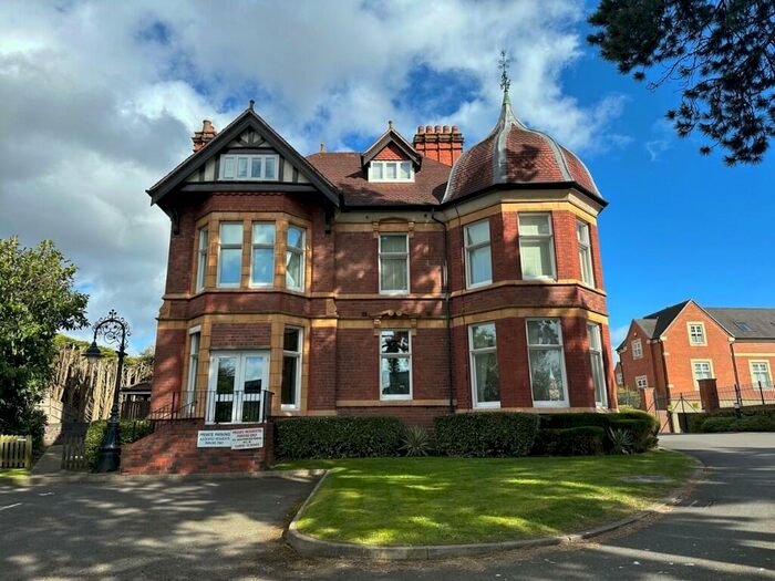 1 Bedroom Apartment To Rent In Westhill Court, Hagley Road, Oldswinford, Stourbridge, DY8