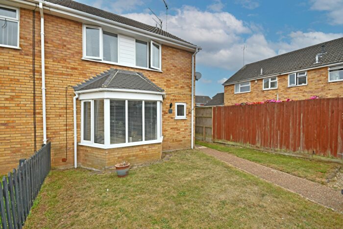 3 Bedroom End Of Terrace House For Sale In Adam Close, King's Lynn, PE30
