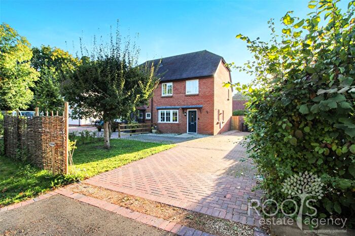 3 Bedroom Semi-detached House For Sale In Middle Farm Cottages, Down End, Chieveley, Newbury, RG20