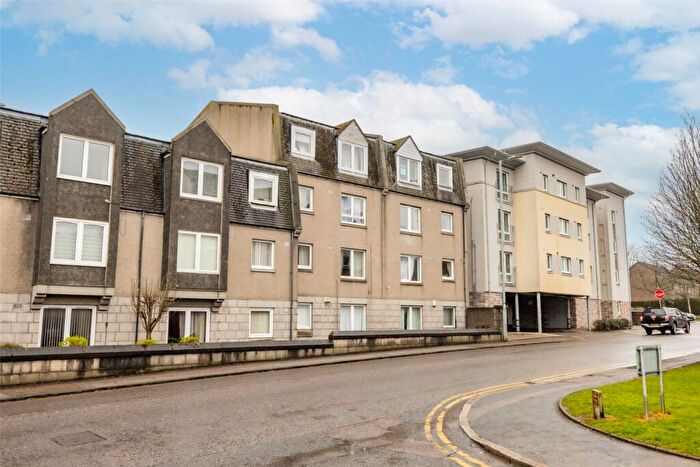 2 Bedroom Flat To Rent In Cedar Court, Ashgrove Road, Aberdeen, AB25