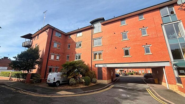 2 Bedroom Flat For Sale In Hopkinson Court, New Crane Street, CH1