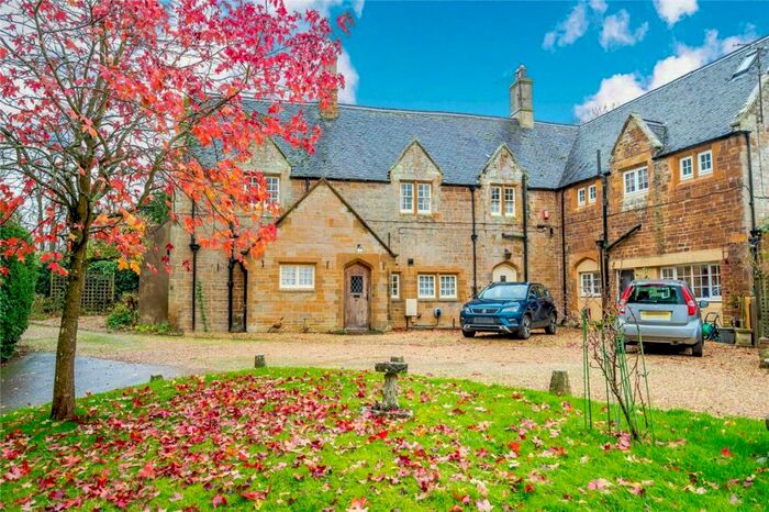 3 Bedroom Cottage For Sale In Banbury Road, Moreton Pinkney, Daventry, Northamptonshire, NN11