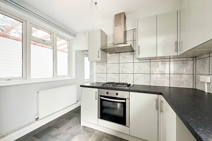 1 Bedroom Flat For Sale In Brook Street, Polegate, East Sussex, BN26